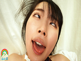 敏感な乳首をこねくり回され我慢できず大量失禁…喉奥貫通イラマ輪姦され白目イキしてしまうＪ系 皆月ひかる　サンプル画像13